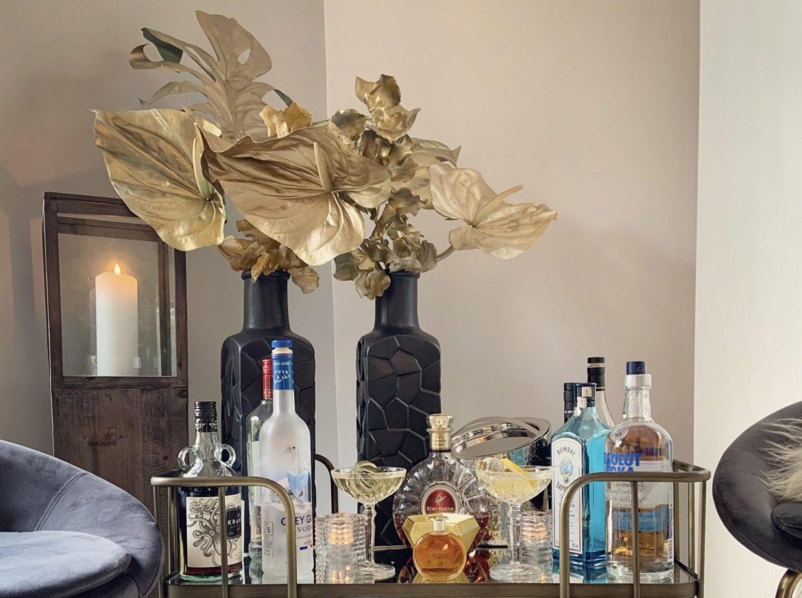 How to style your drinks trolley