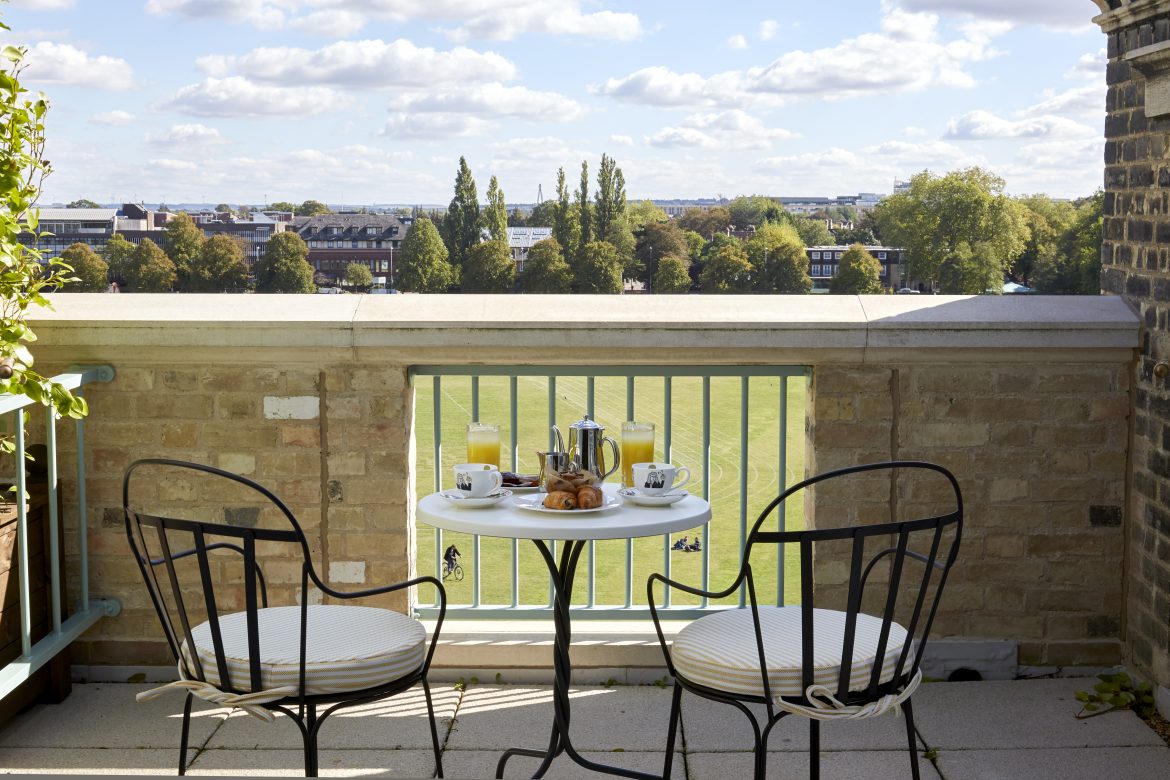 The Ultimate Cambridge Staycation Guide