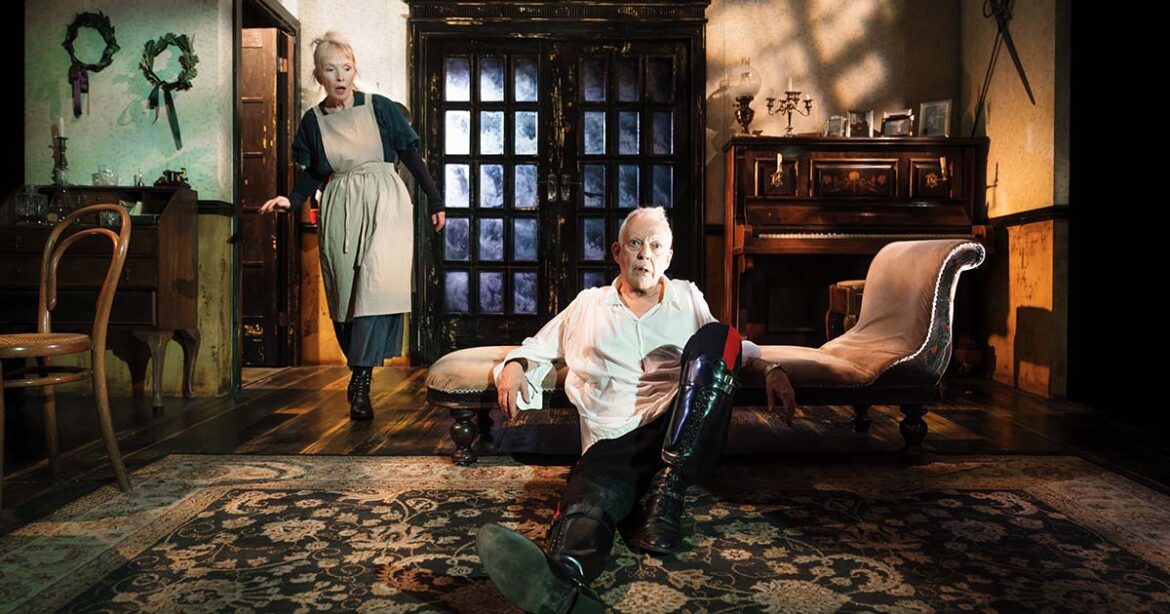 Cambridge theatre Lindsay Duncan and Hilton McRae