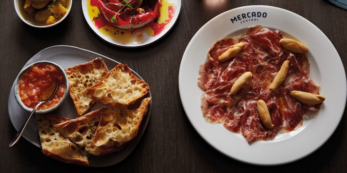 Plates Aplenty Mercado Central