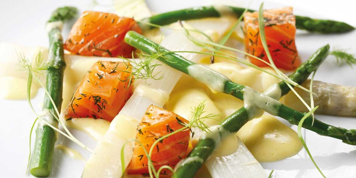 Recipe: Asparagus With Salmon & Mousseline Sauce